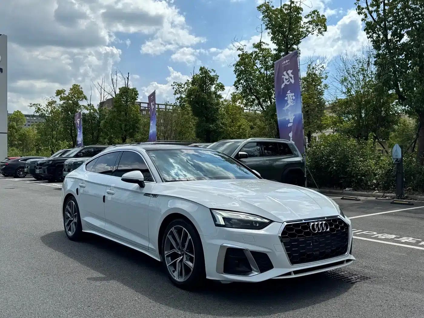 2024 Audi A5 Sportback 40 TFSI (Imported) - Fashionable and Dynamic Model — миниатюра 3