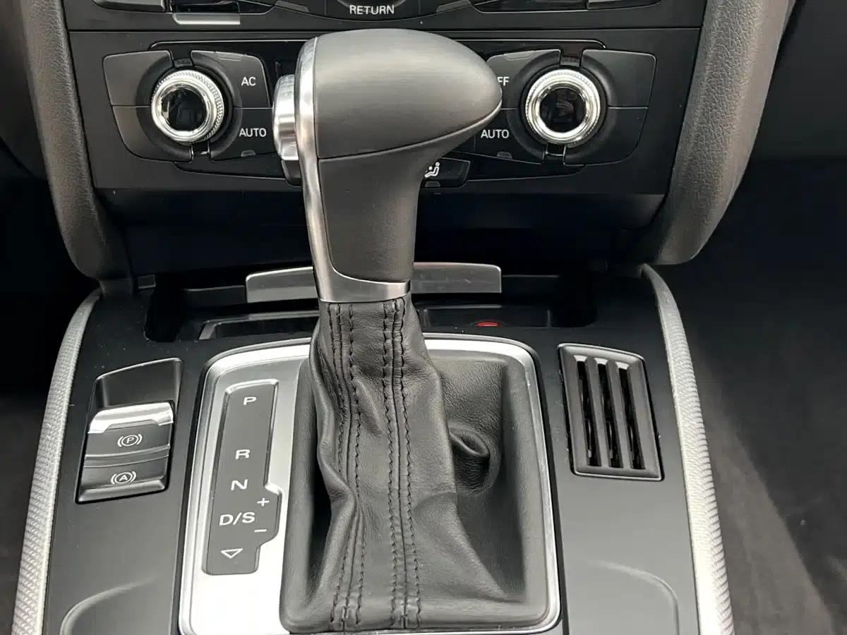 2012 Audi A5 2.0TFSI Coupe (Imported) — миниатюра 10