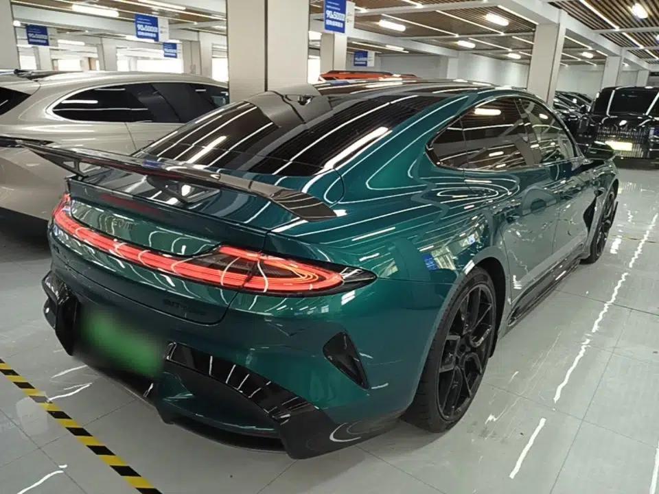 Xiaomi Auto SU7 Ultra 2025 Ultra Model — миниатюра 6