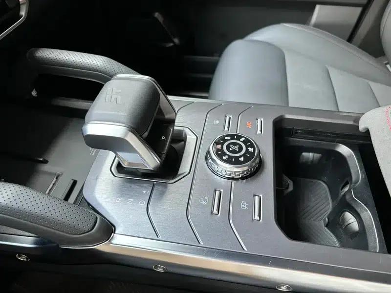 Jetour Traveler 2023 2.0TD 4WD Crossover PRO — миниатюра 13