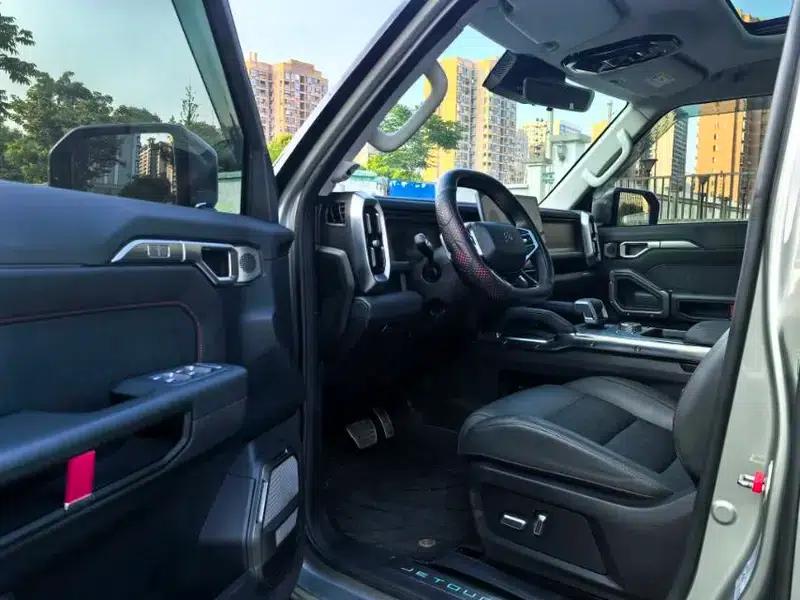 Jetour Traveler 2023 2.0TD 4WD Crossover PRO — миниатюра 17