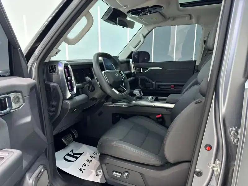 Jetour Traveler 2023 2.0TD 4WD Crossover PRO — миниатюра 15