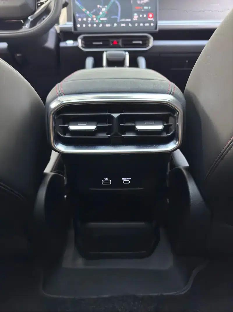 Jetour Traveler 2023 2.0TD 4WD Crossover PRO+ — миниатюра 11