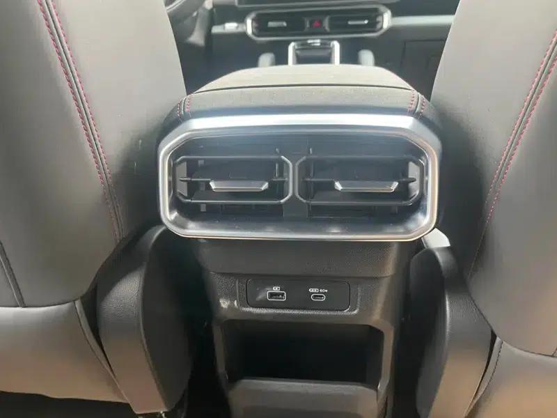 Jetour Traveler 2023 2.0TD 4WD Conquer PRO — миниатюра 6
