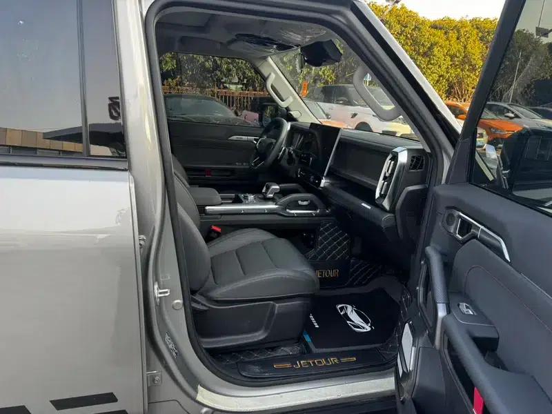 Jetour Traveler 2023 2.0TD 4WD Crossover PRO — миниатюра 14