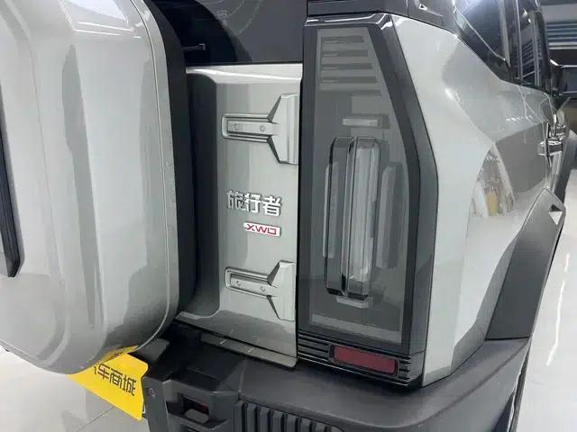 Jetour Traveler 2023 2.0TD 4WD Crossover PRO — миниатюра 13