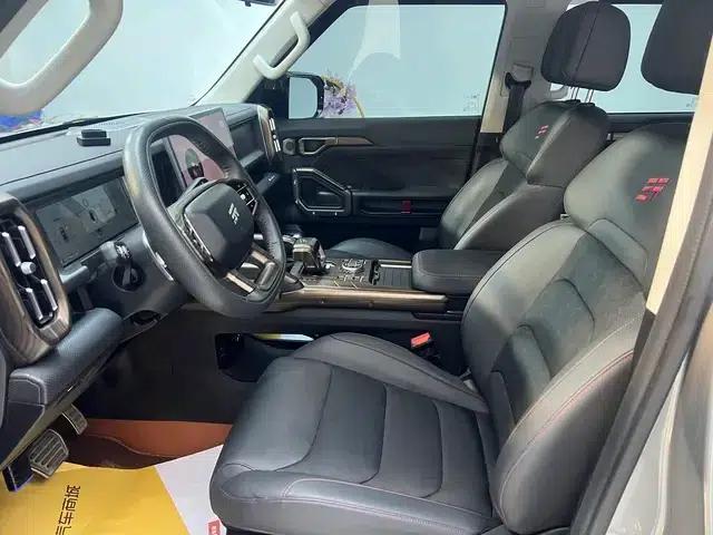 Jetour Traveler 2023 2.0TD 4WD Crossover PRO — миниатюра 17