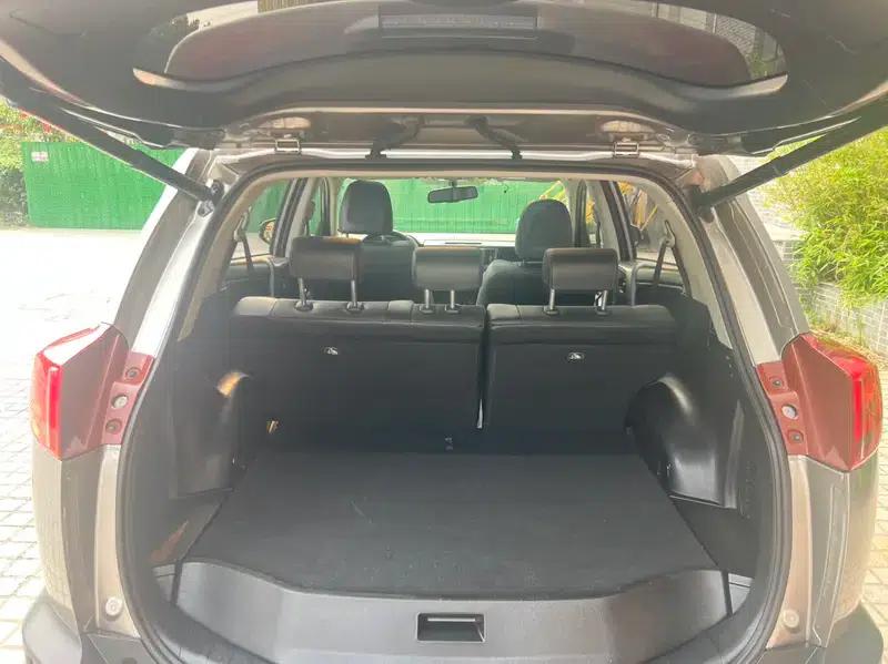 2015 RAV4 2.5L Automatic 4WD Luxury Edition — миниатюра 25