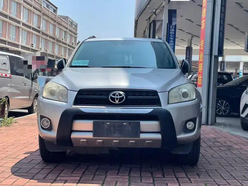 RAV4 2013 Special Edition 2.0L Automatic Classic — миниатюра 2
