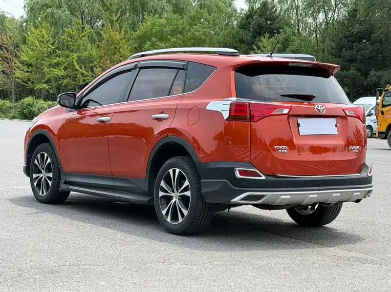 2013 RAV4 2.5L Automatic 4WD Premium Edition — миниатюра 4