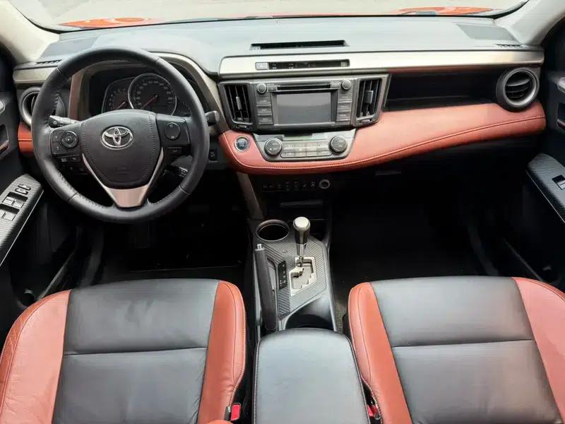2013 RAV4 2.5L Automatic 4WD Premium Edition — миниатюра 7