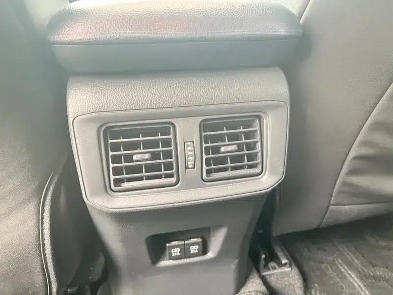 RAV4 2020 2.0L CVT 2WD Fashion Edition — миниатюра 13