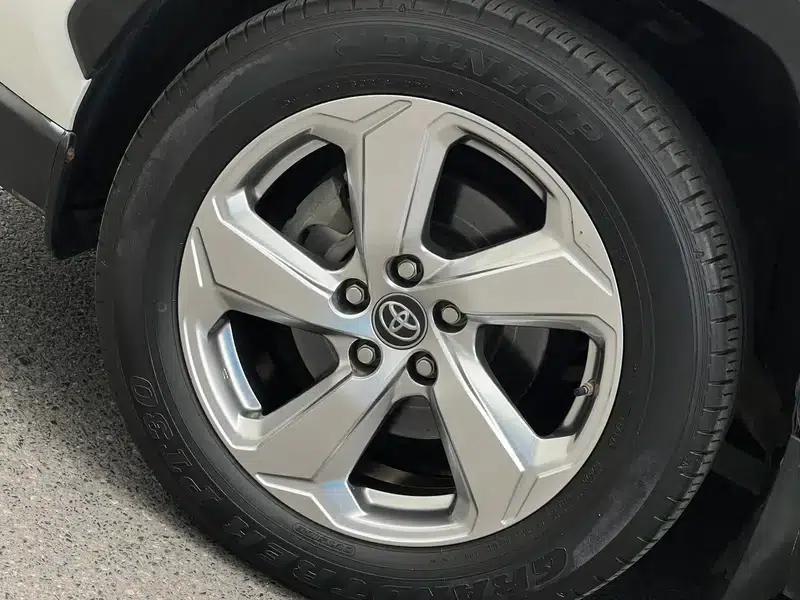RAV4 2020 2.0L CVT 4WD Fashion Edition — миниатюра 11