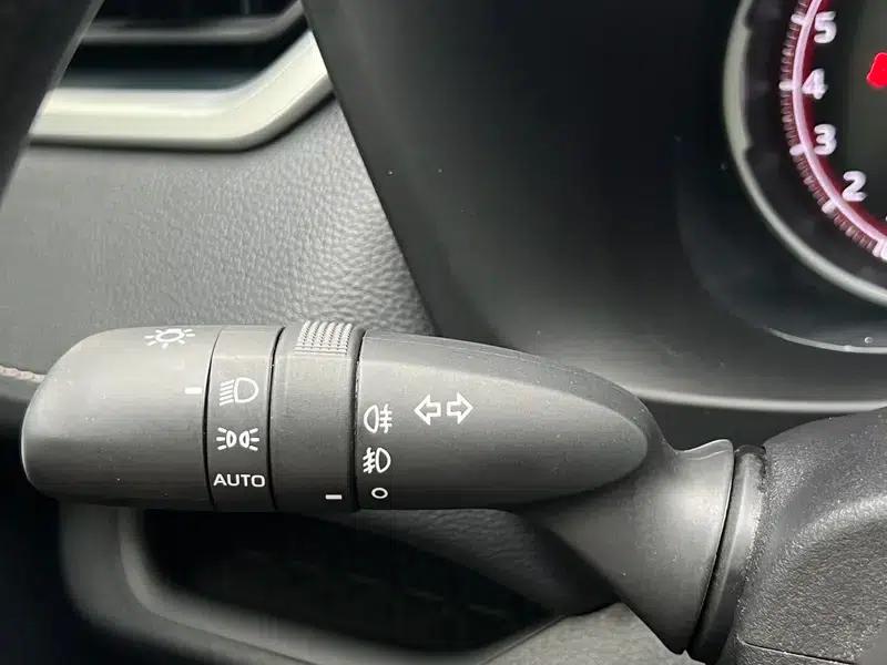 RAV4 2020 2.0L CVT 4WD Fashion Edition — миниатюра 24