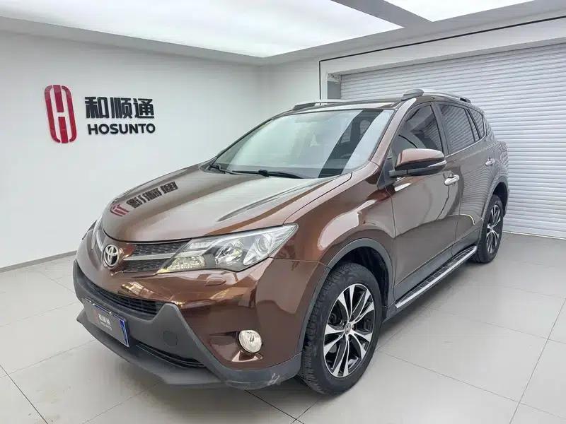 2015 RAV4 2.5L Automatic 4WD Luxury Edition — миниатюра 1
