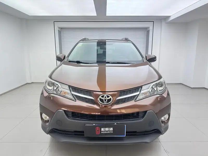 2015 RAV4 2.5L Automatic 4WD Luxury Edition — миниатюра 2