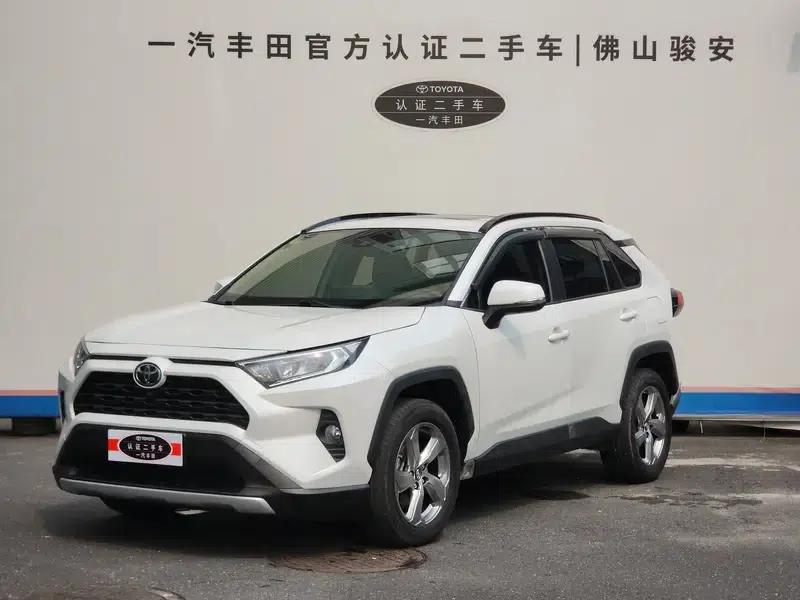 2021 RAV4 2.0L CVT 2WD Fashion Plus Edition — миниатюра 1