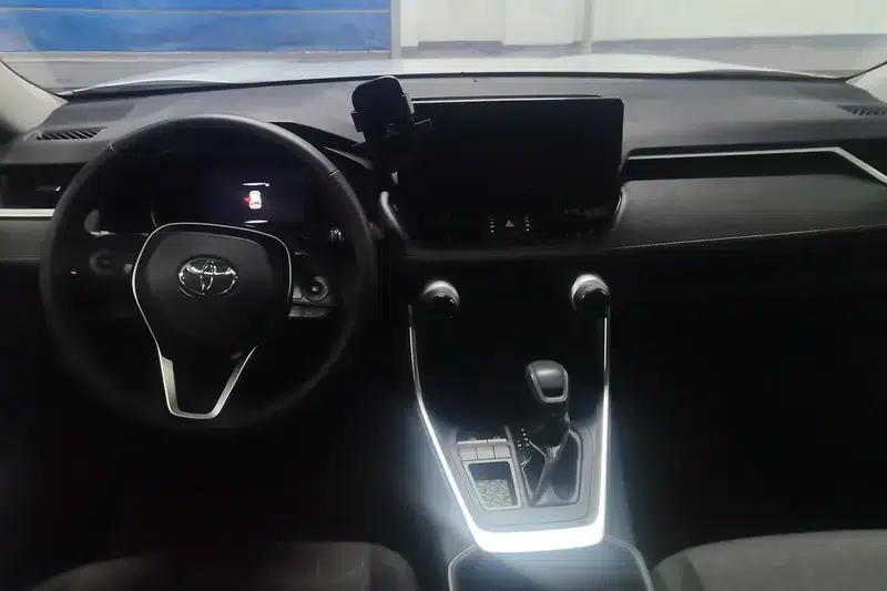 2023 RAV4 2.0L CVT 2WD Fashion Plus Edition — миниатюра 13