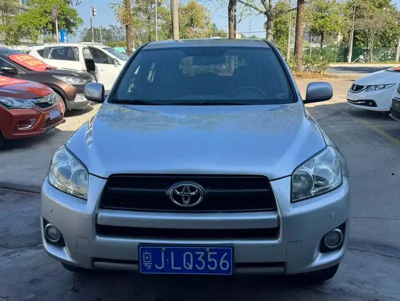 RAV4 2009 2.0L Automatic Classic Edition — миниатюра 2