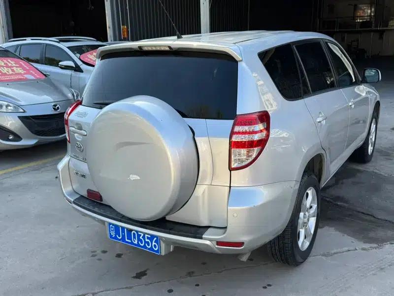 RAV4 2009 2.0L Automatic Classic Edition — миниатюра 6