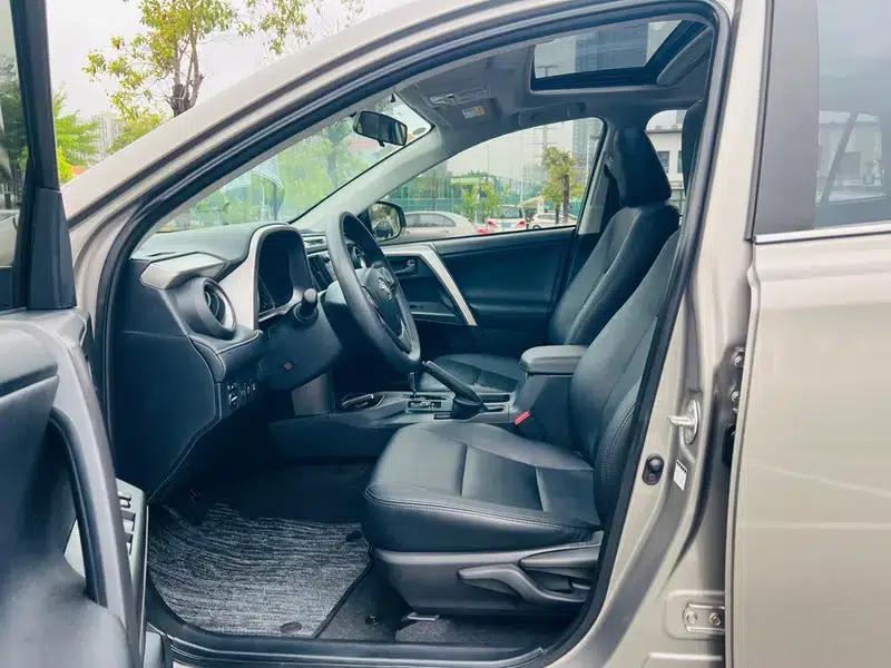 RAV4 2019 2.0L CVT 2WD Fashion Edition (China VI Emission Standard) — миниатюра 18