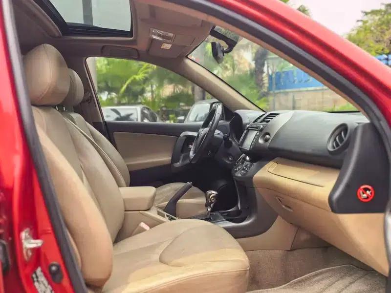 2011 RAV4 2.4L Automatic 4WD Luxury Edition — миниатюра 18