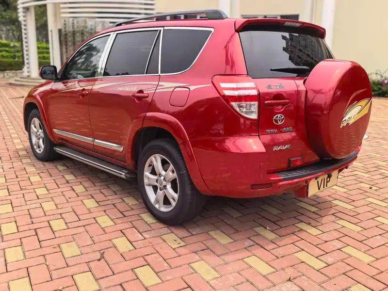 2011 RAV4 2.4L Automatic 4WD Luxury Edition — миниатюра 5
