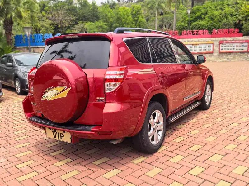 2011 RAV4 2.4L Automatic 4WD Luxury Edition — миниатюра 7