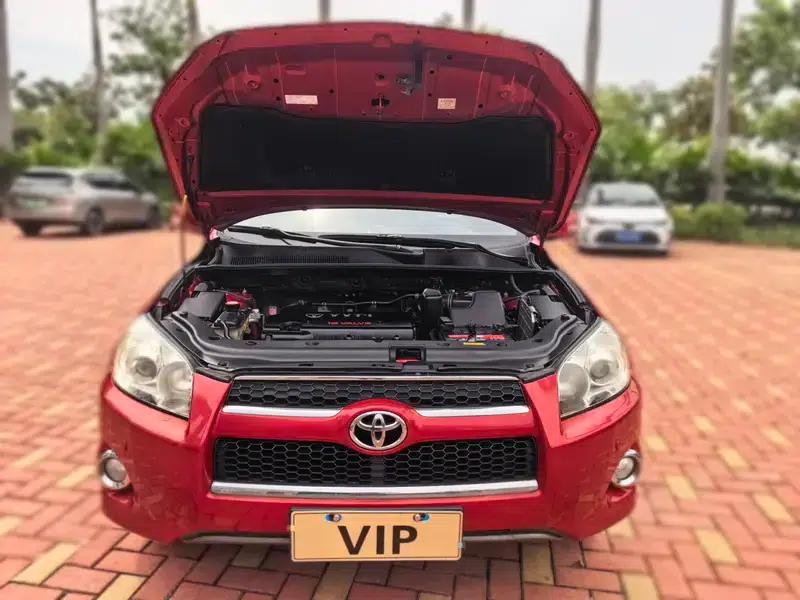2011 RAV4 2.4L Automatic 4WD Luxury Edition — миниатюра 10