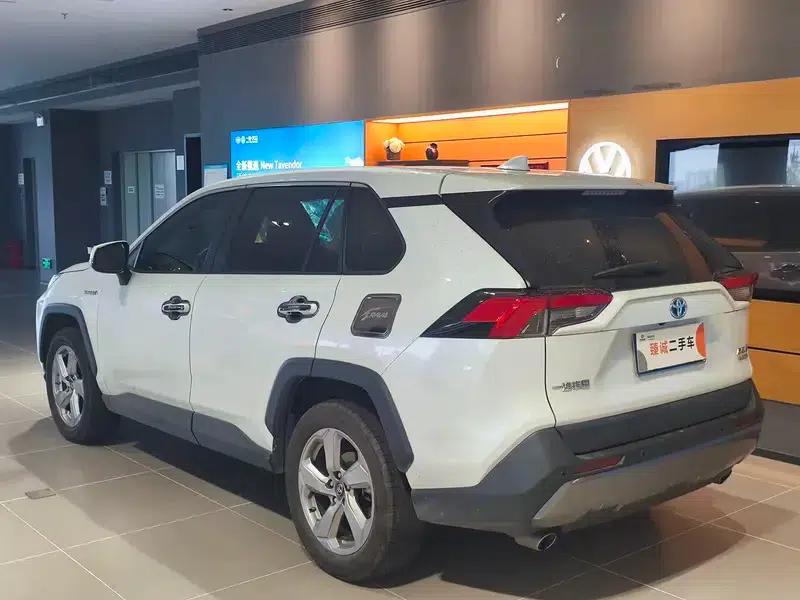 2021 Toyota RAV4 Hybrid 2.5L CVT 2WD Elite Edition — миниатюра 3