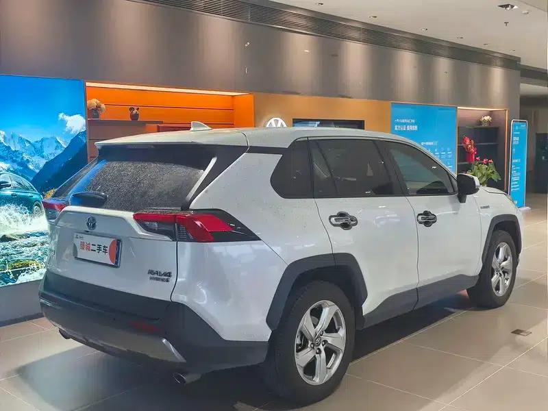 2021 Toyota RAV4 Hybrid 2.5L CVT 2WD Elite Edition — миниатюра 5