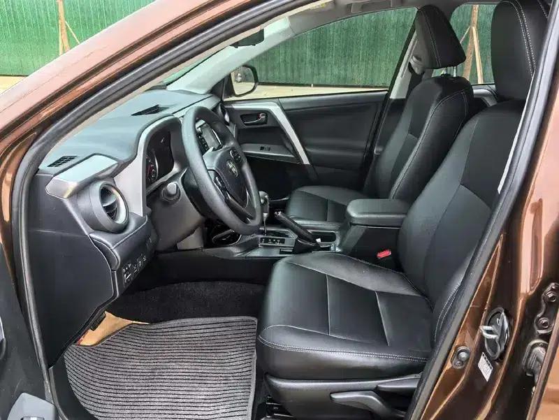 RAV4 2019 2.0L CVT 2WD Fashion X Limited Edition (China VI Emission Standard) — миниатюра 8
