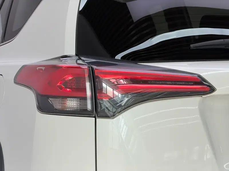 RAV4 2019 2.0L CVT 2WD Fashion X Limited Edition (National V Emission Standard) — миниатюра 13