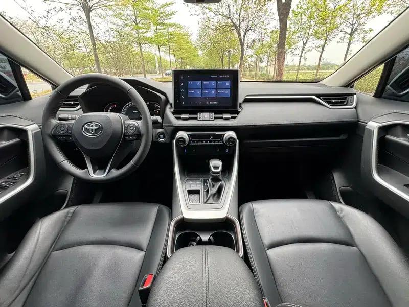 2023 RAV4 2.0L CVT 2WD Fashion Plus Edition — миниатюра 6
