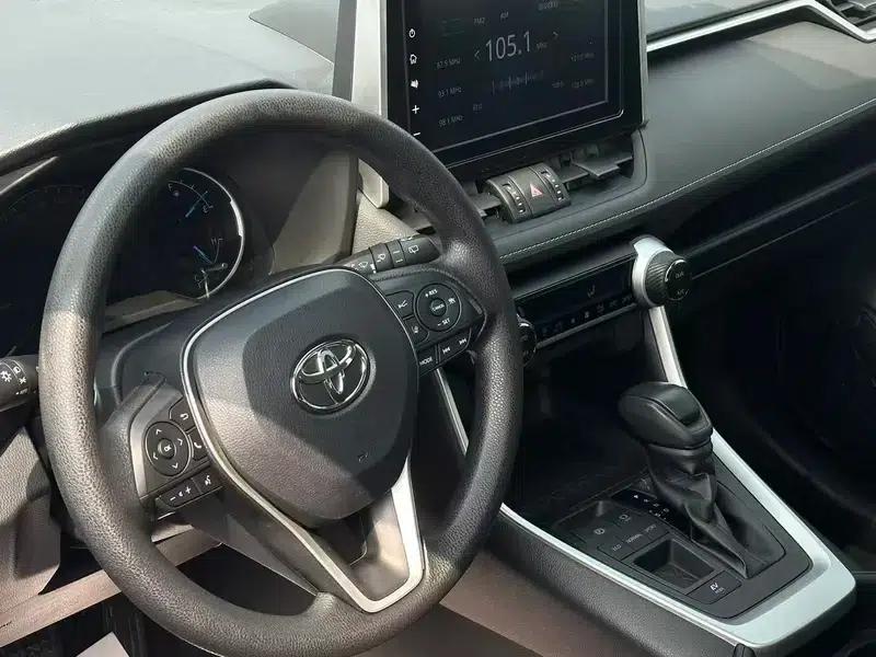 2021 Toyota RAV4 Hybrid 2.5L CVT 2WD Elite Edition — миниатюра 11