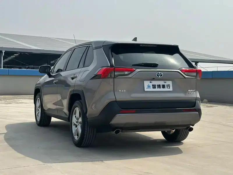 2021 Toyota RAV4 Hybrid 2.5L CVT 2WD Elite Edition — миниатюра 4