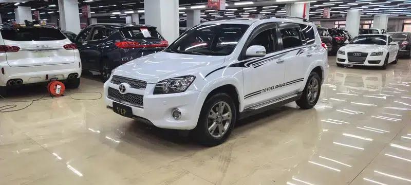 2013 RAV4 Special Edition 2.4L Automatic 4WD Premium — миниатюра 1