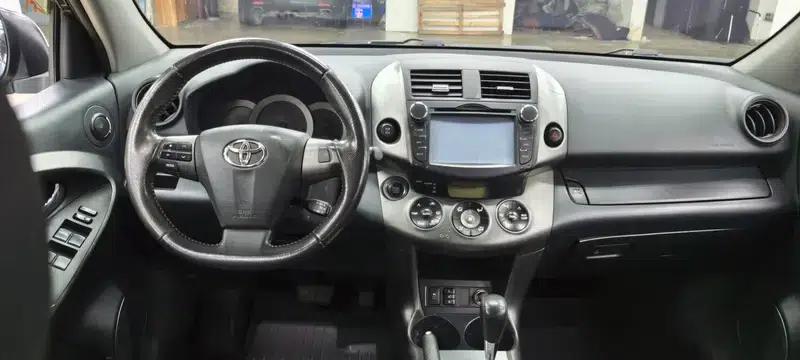 2013 RAV4 Special Edition 2.4L Automatic 4WD Premium — миниатюра 10