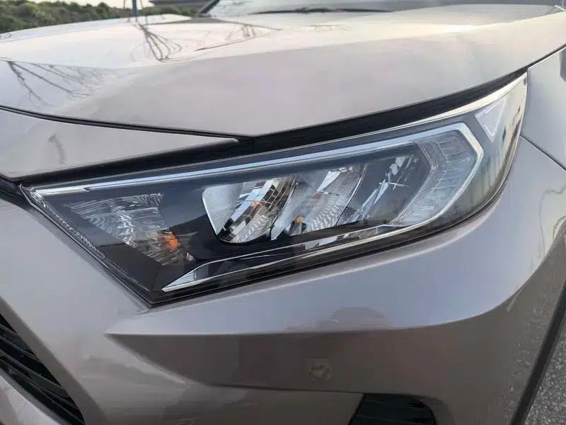 RAV4 2020 2.0L CVT 2WD Fashion Plus Edition — миниатюра 9