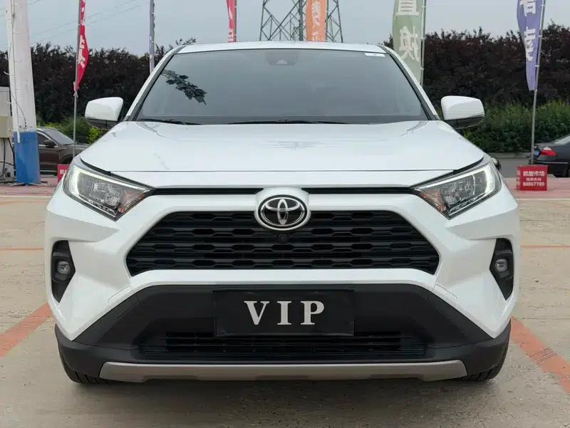 2024 RAV4 2.0L CVT 2WD Fashion Edition — миниатюра 2