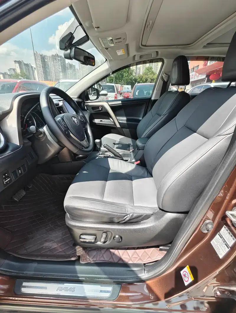 2015 RAV4 2.5L Automatic 4WD Elite Edition — миниатюра 11
