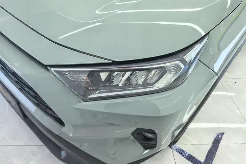 RAV4 2020 2.0L CVT 2WD Fashion Plus Edition — миниатюра 4