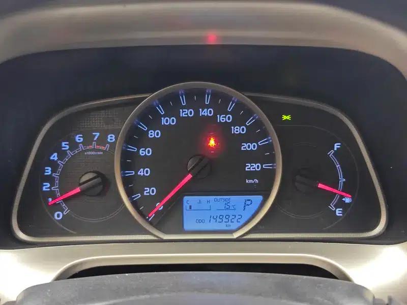 2013 RAV4 2.0L CVT 2WD Urban Edition — миниатюра 15