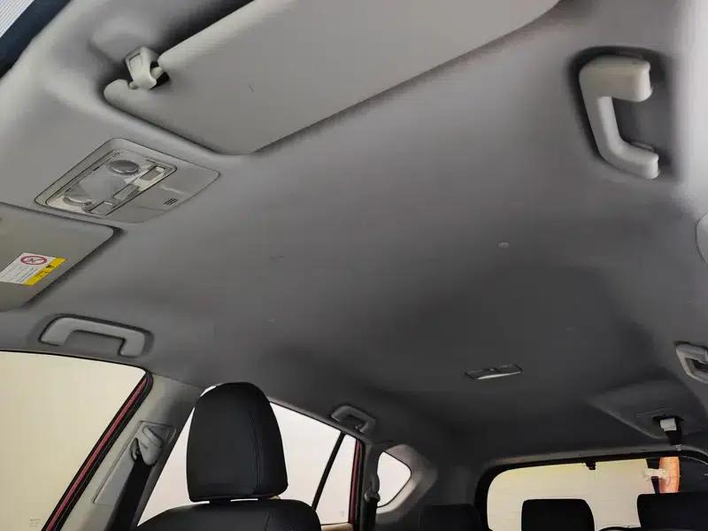 2013 RAV4 2.0L CVT 2WD Urban Edition — миниатюра 19