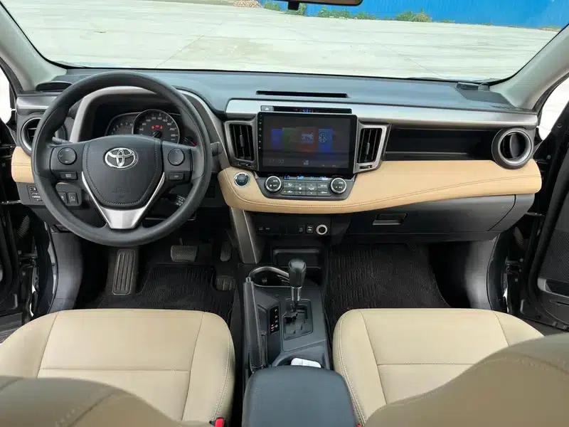 2016 RAV4 2.0L CVT 2WD Fashion Edition — миниатюра 12