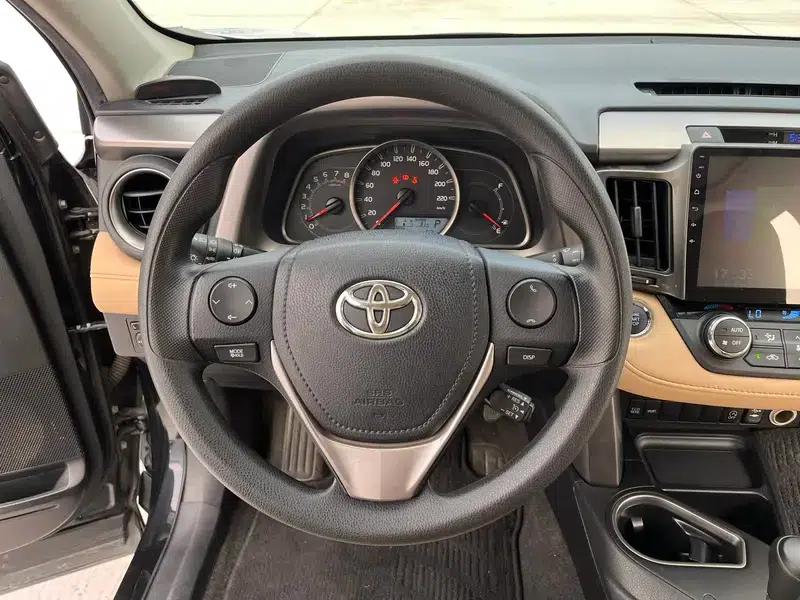 2016 RAV4 2.0L CVT 2WD Fashion Edition — миниатюра 15