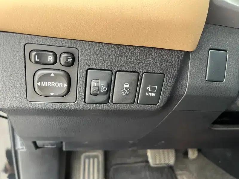 2016 RAV4 2.0L CVT 2WD Fashion Edition — миниатюра 17