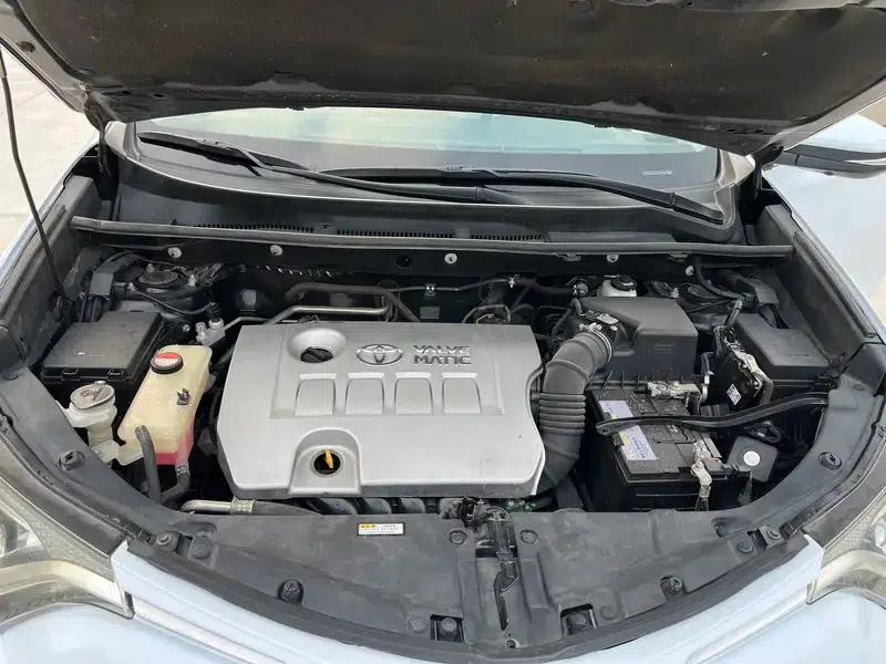 2016 RAV4 2.0L CVT 2WD Fashion Edition — миниатюра 7