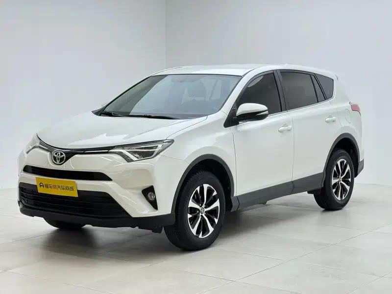 2016 RAV4 2.0L CVT 2WD Urban Edition — миниатюра 1