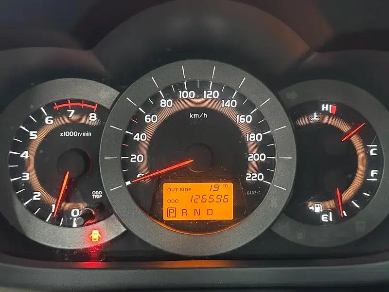 2012 RAV4 Luxury Edition 2.0L Automatic 4WD — миниатюра 9